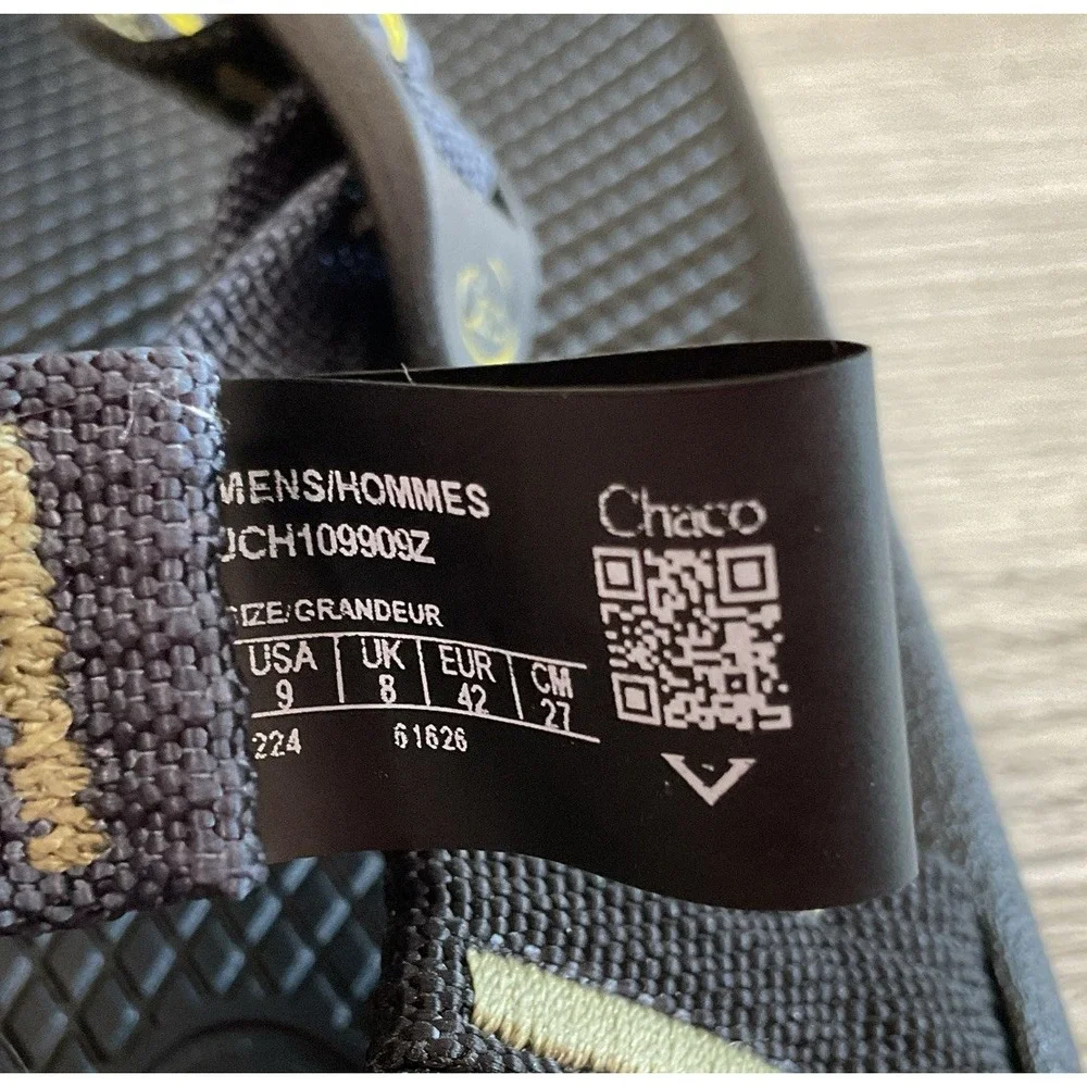 Chaco Z/Cloud Men's Banded Black Yellow Sandals Outdoor Trail Walks Size 9 NEW